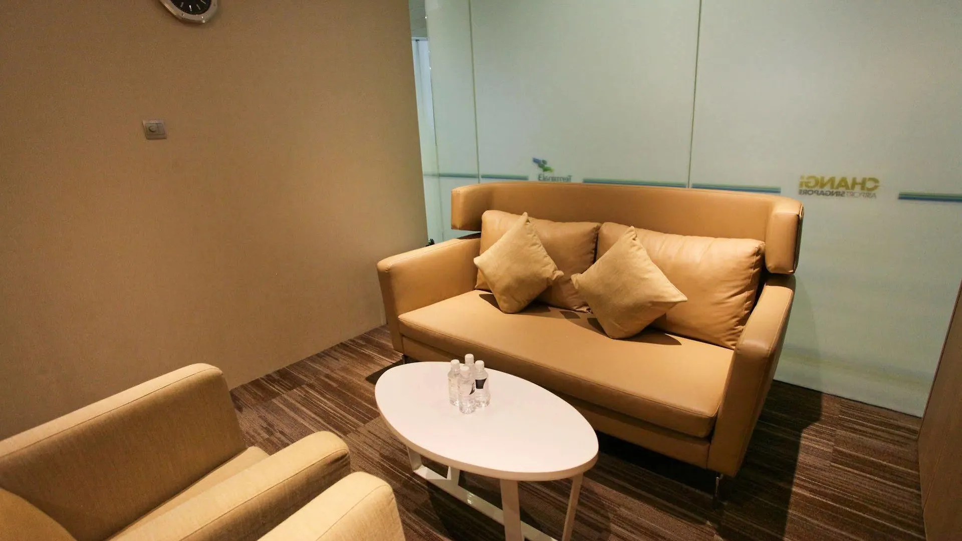 The Haven By Jetquay - Located In Public Arrival Hall Of Changi Airport Hotel Singapore 3*,